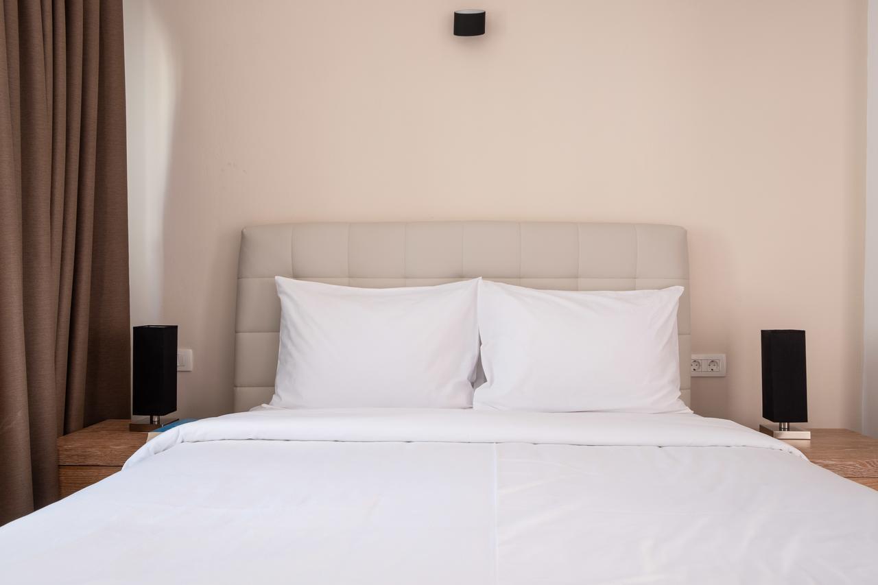 Tristhenia Aparthotel Perissa  Exterior photo